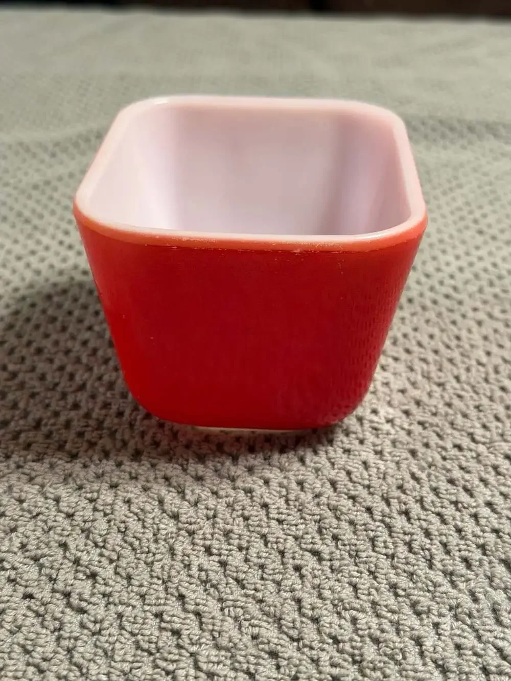 Vintage Pyrex 501 1.5 Cup Refrigerator Dish Set - Yellow, Red, Blue